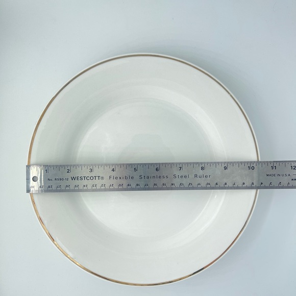 4 Royal Norfolk - white dinner plates (4) with gold trim. Classic pattern. - Picture 2 of 5